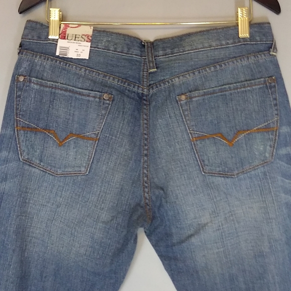NWT Mens Guess Jeans Medium Wash Size 33 X 33 - Picture 3 of 7